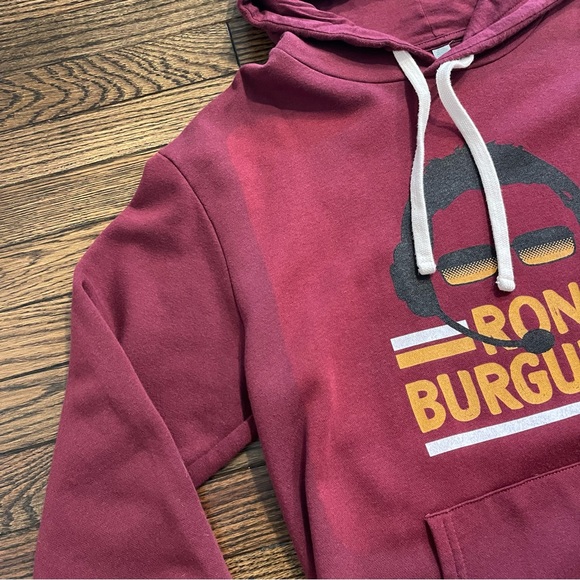 Washington Commanders | BreakingT | RON BURGUNDY T-Shirt | Size: L (MAJOR FLAW) - Picture 3 of 10